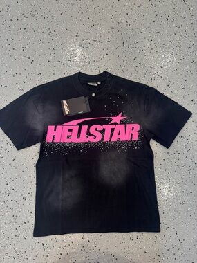 Hellstar Men's Black Graphic Tee with Pink Logo